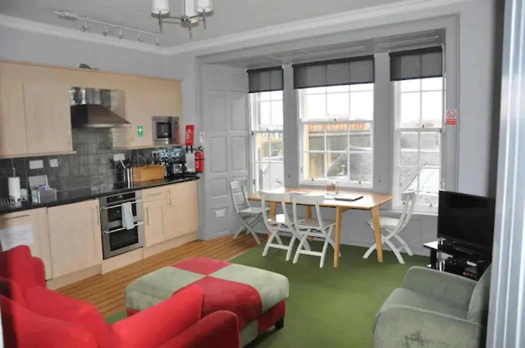 Tron Kirk Residence Edinburgh Apartment